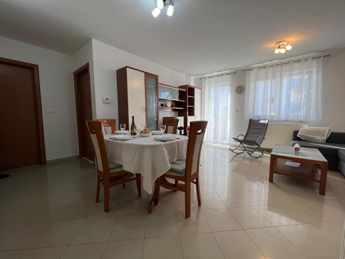 Apartamento Apartman Ruza Pula Exterior foto